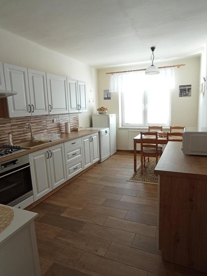 Apartment Krnov Buitenkant foto